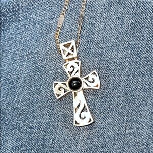 Elegant Silver Cross Pendant Necklace